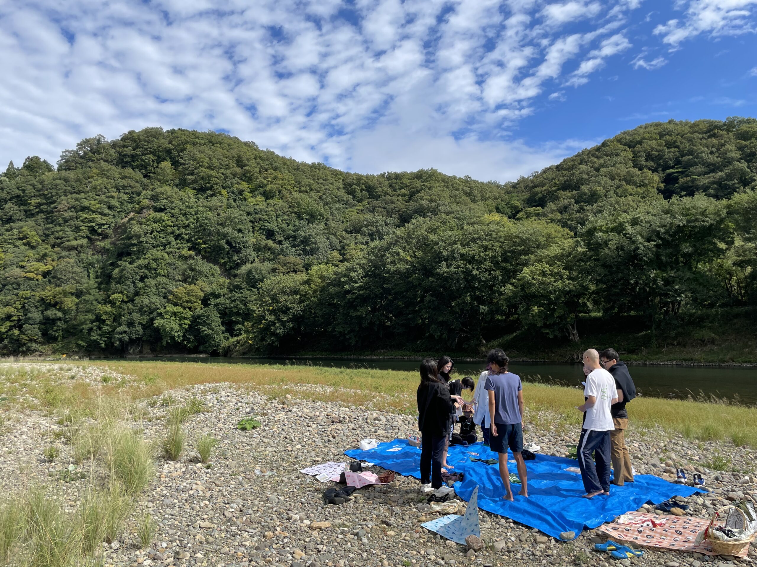 昨年のヘンテコウィーク・河原での様子